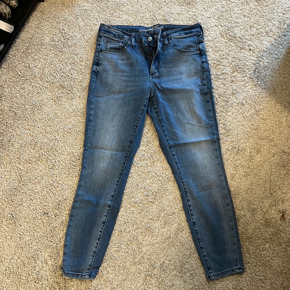 Universal Thread jeans